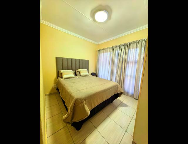 2 BEDROOM TOWNHOUSE FOR SALE IN SASOLBURG EXT 23